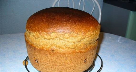 Pan de masa madre de trigo y centeno con pasas