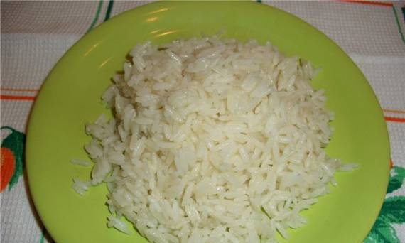 Rice with vegetables for garnish