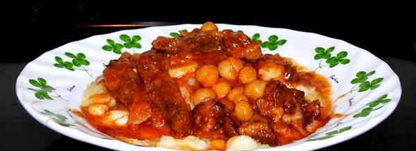 Meat with chickpea stew