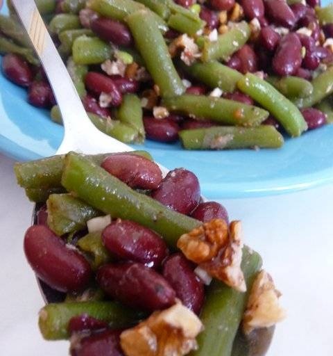Kidney green beans and beans salad