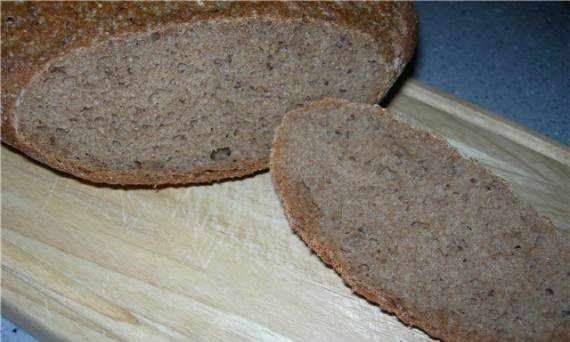 خبز القمح الكامل مع العجين المخمر (في الفرن)