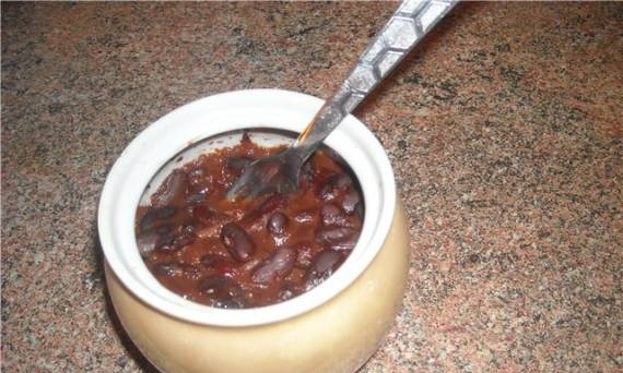 Beans baked in a pot
