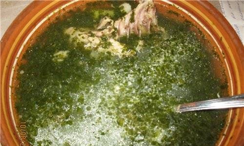 Spinach soup in a slow cooker