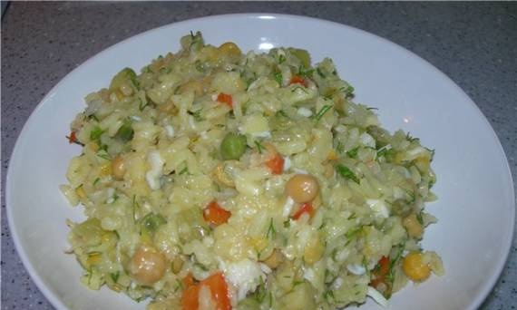 Risotto with chicken liver and green peas in a slow cooker Mulinex Cook4Me