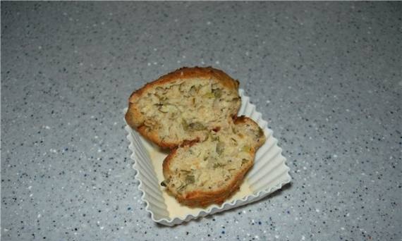 Cottage cheese snack muffins with mussels and fresh herbs