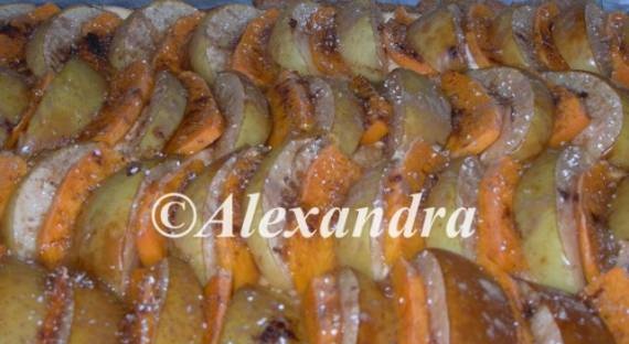 עוגת קורד תפוחי דלעת עשויה מבצק קורד אוניברסלי
