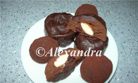 Truffles with white caramelized chocolate and macadamia