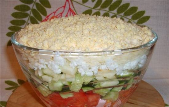 Salad "Layered light" from vegetables, apple and sausage