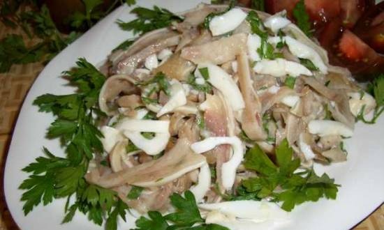Pork leg salad with gherkins