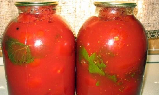 Tomatoes in their own juice (mom's favorite recipe)