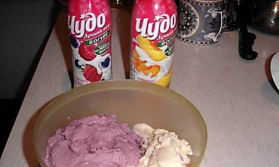 Yoghurt ice cream