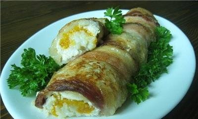 Chicken roll with apricots