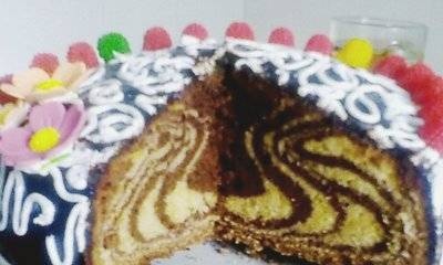 Zebra" cake"