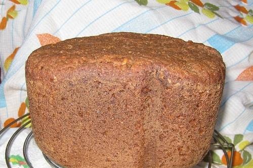 Wheat-rye bread with malt sourdough