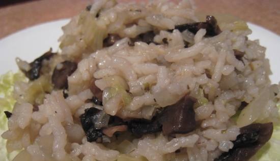Rice with mushrooms and Chinese cabbage in a Panasonic multicooker