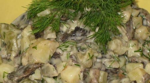 Mushroom Zavalinka salad