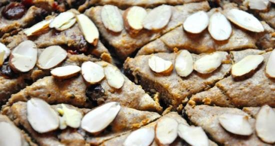 Lean cookies with almonds