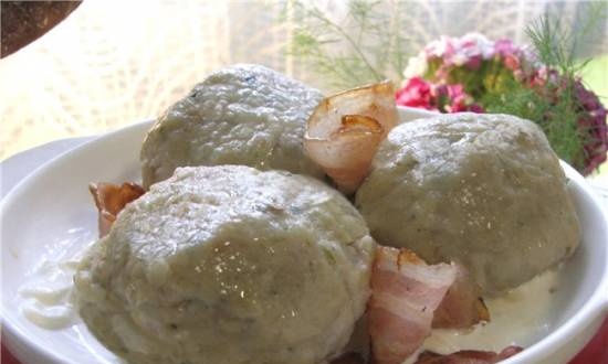 Königsberg bread dumplings with bacon and sausages from K / Fognivo