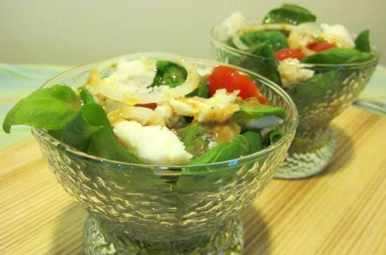 Tomato, basil and goat cheese salad