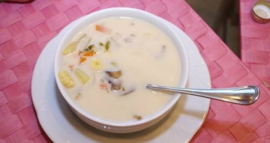 Cheese soup with corn cobs (multicooker MARUCHI 47)