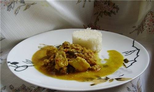 Curry met varkensvlees en champignons (multicooker Panasonic SR-TMH 18)