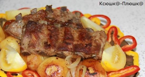 Duet: ribs + potatoes baked in Rice mode (multicooker Brand 37501)