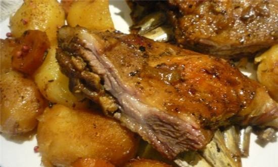 Lamb baked with a mixture of spices "ZA * ATAR" and vegetables