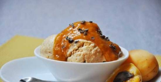 גלידת משמש קרם ברולה עם סוזמה חלב אפוי ואגוז מוסקט