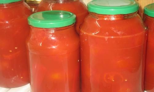 Tomates en jugo de tomate