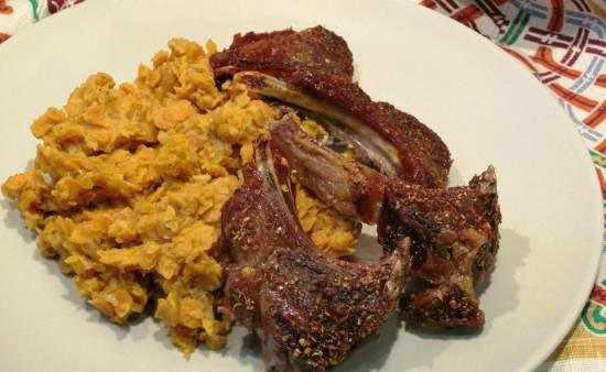 Lamb chops with lentil curry
