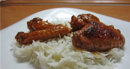 Chicken wings in sweet and sour sauce in Chinese style