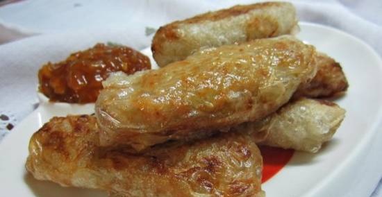 Vietnamese nam pancakes with sweet and sour sauce