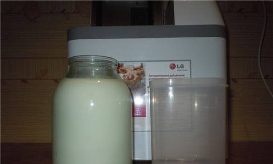 Yoghurt in bread maker LG HB-3001