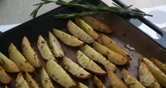 Fried potatoes in the oven