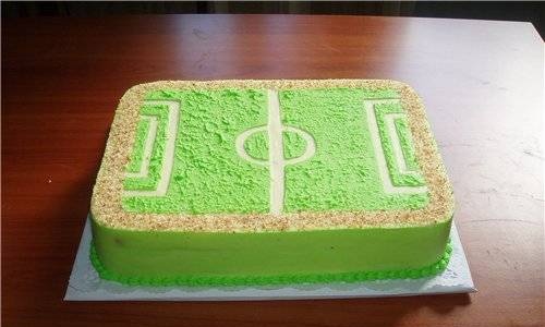 עוגה "מגרש כדורגל" (כיתת אמן)