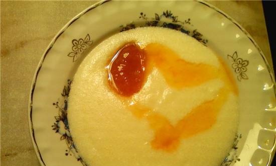 Semolina porridge in a slow cooker