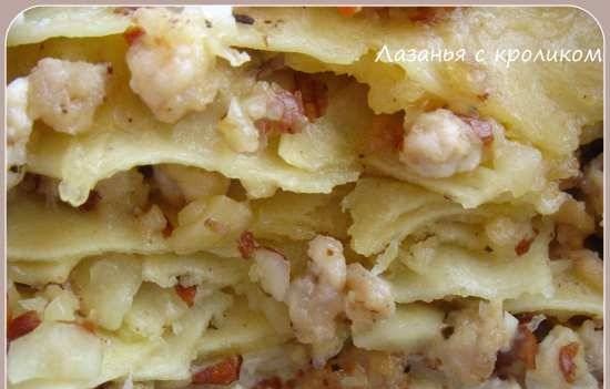 Lasagne with rabbit and almonds