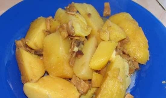 Potatoes with champignons in the Comfort Fy 500 pressure cooker