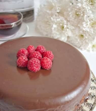 Pastel de calabacín y chocolate (magro)