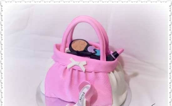 Cake "Handbag with cosmetics and a shoe"