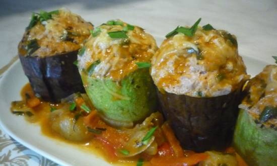 Stuffed zucchini and eggplant on a vegetable cushion
(multicooker-pressure cooker Brand 6051)