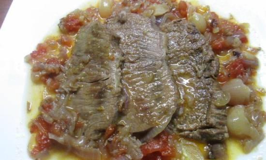 لحم بصلصة البصل في قدر الضغط متعدد الطهي ماركة 6051