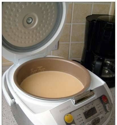 Baked milk in a Philips multicooker
