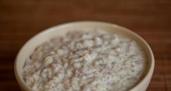 Milk porridge from 4 cereals (pressure cooker Steba DD1)