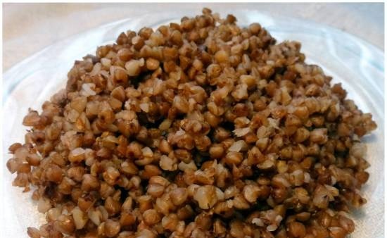 Porridge di grano saraceno ripido dalla raccolta di ricette Levshin V.A. 1796 (pentola a pressione multicooker marca 6051)