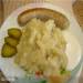 البطاطس المطهية والنقانق للقلي - طبق ديو (حلة ضغط بولاريس 0305)