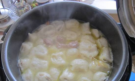 Sopa con bolas de masa y arroz (olla a presión Vimar-164)
