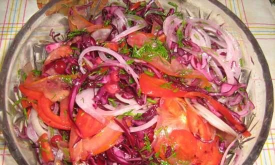 Red cabbage, apple and tangerine salad