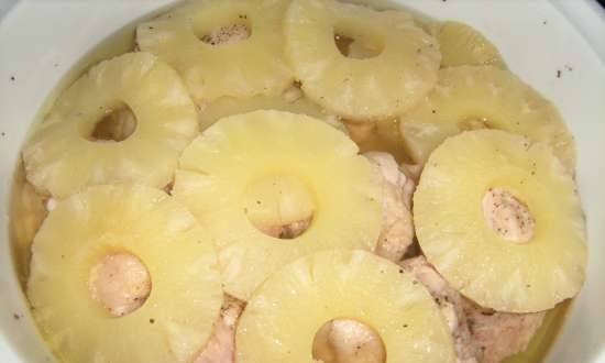 Chicken with pineapple in the microwave