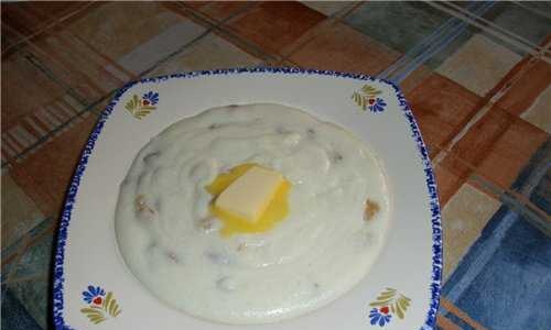 Semolina porridge with raisins (Panasonic SR-TMH 18)
